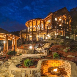 Spyglass Executive Lodge - Georgia at Night Illuminated