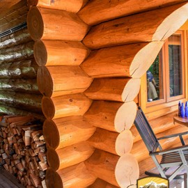 Beautiful Corner Details - The Lake House