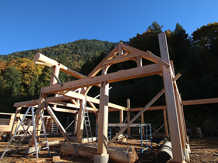 Cascade Handcrafted Log Timber Home