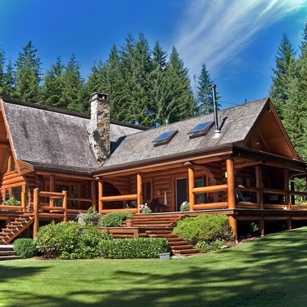 Cascade Handcrafted Log Homes - Chilliwack Lake - BC