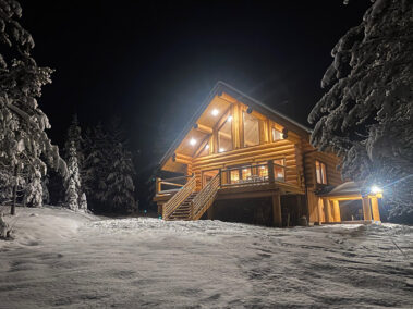 Cascade Handcrafted Log Homes - Smithers - BC