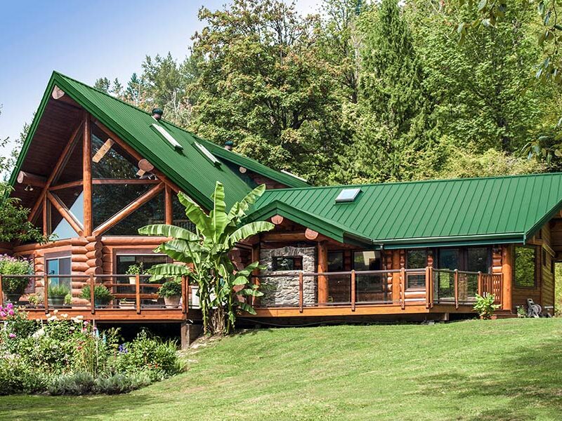 Cascade Handcrafted Log Homes - Hillside Home