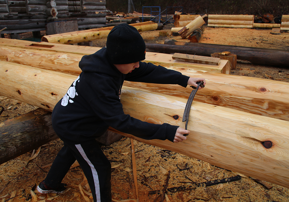 The Craft of Hand Peeling - Tristan