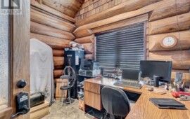 Cascade Handcrafted Log Homes - Alberta Log Home For Sale