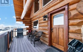 Cascade Handcrafted Log Homes - Alberta Log Home For Sale