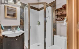 Cascade Handcrafted Log Homes - Alberta Log Home For Sale